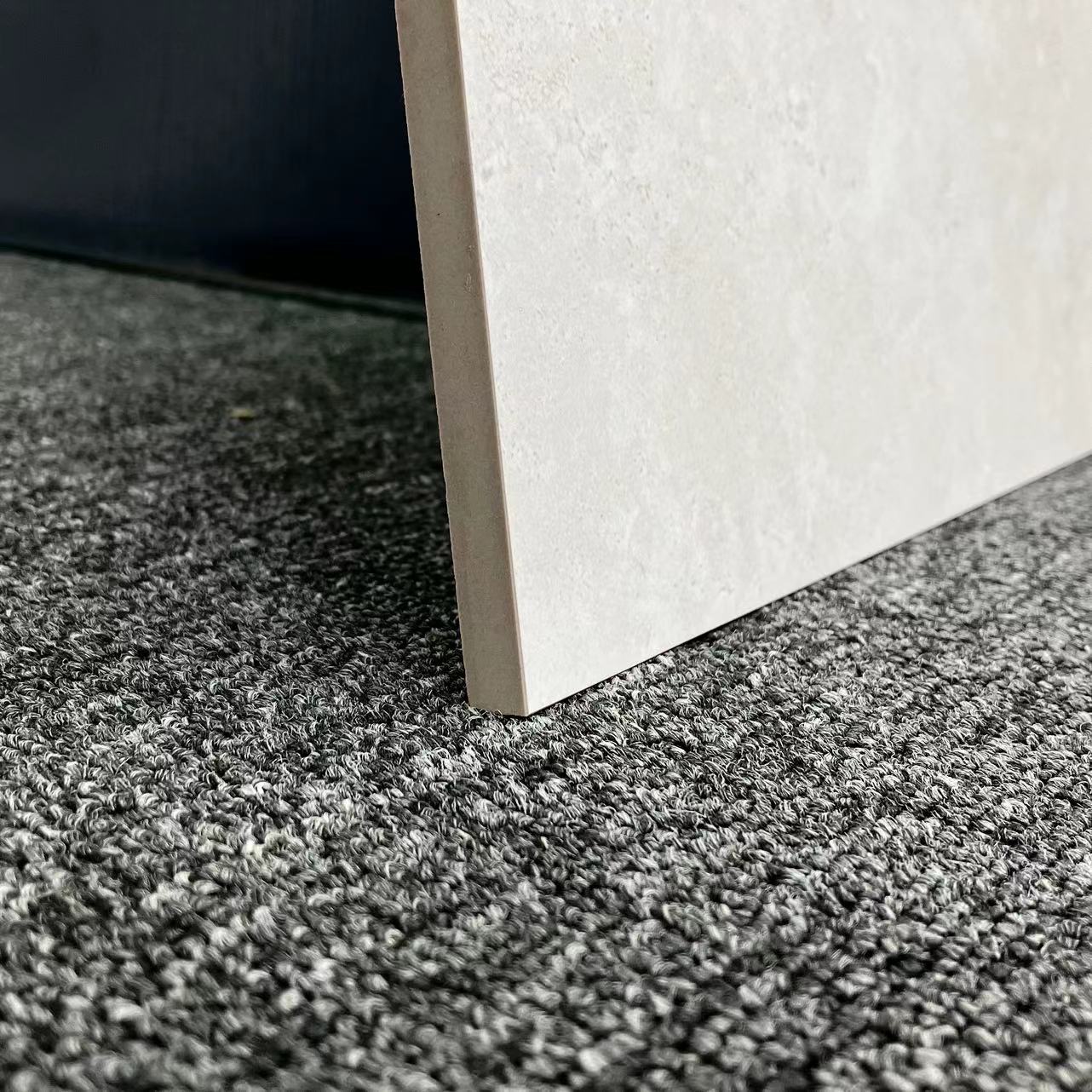 Everest Silver white grey porcelain tile texture detail