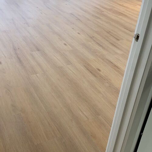 Coastal Blackbutt 9016 hybrid SPC flooring lifestyle room warm honey blackbutt floor