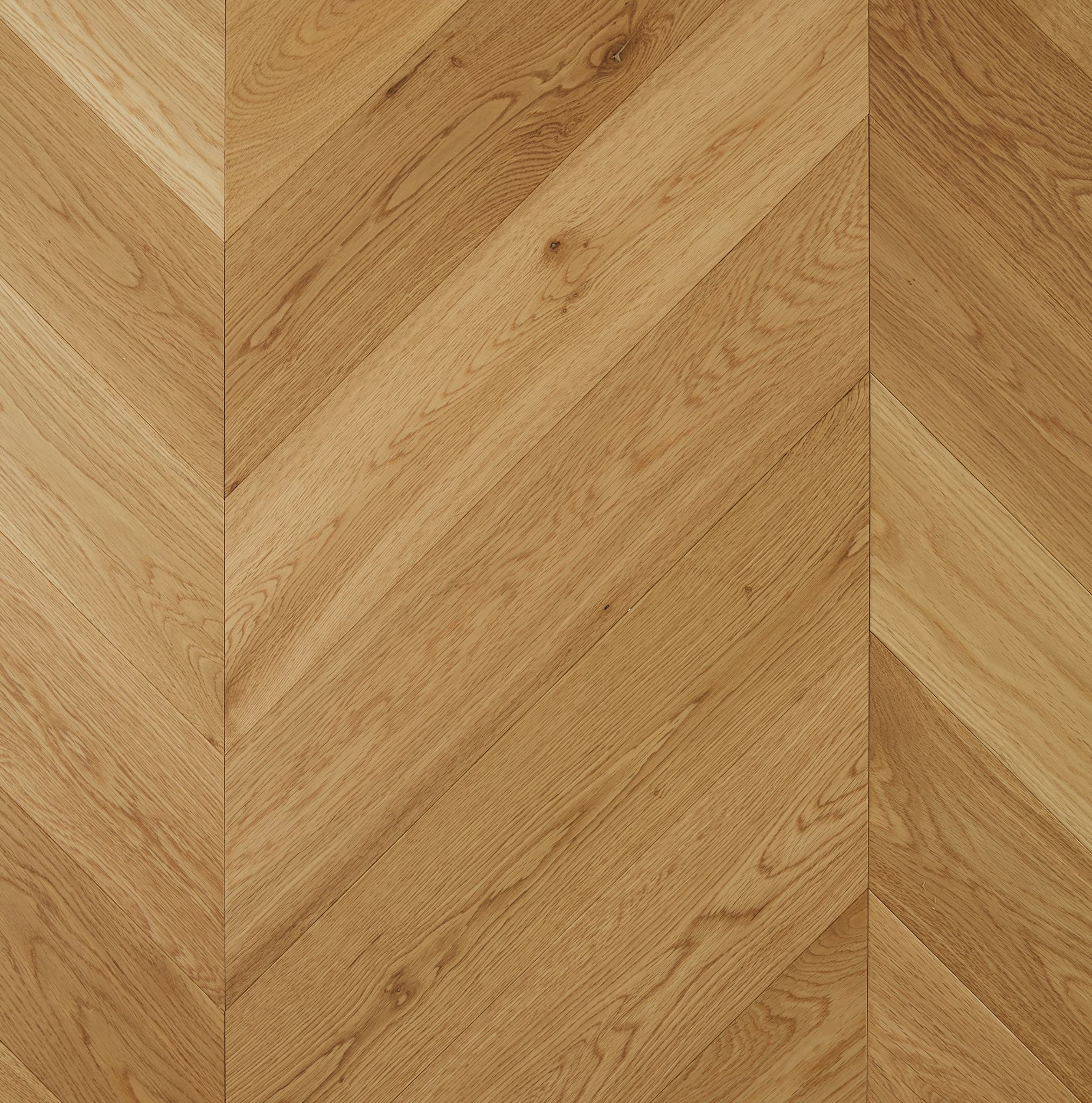 De Marque Oak - Latte (Chevron)