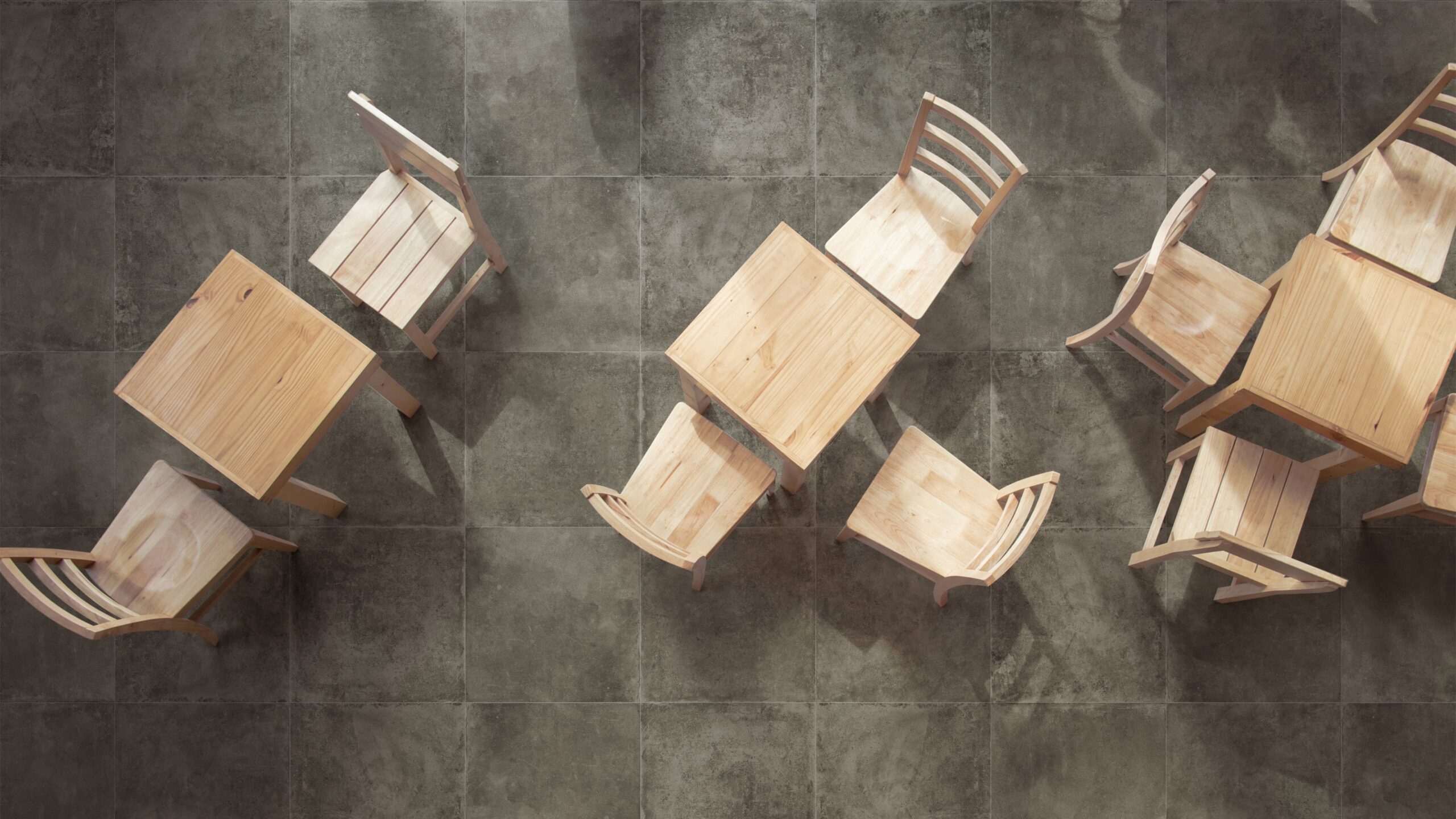 Grey porcelain tile — Colonel Grey